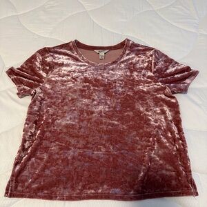 Arizona Jean Company Pink Velvet Short Sleeve Tee